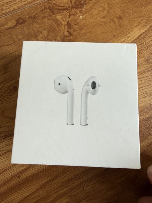 Apple Airpods проблеми з акумуляторами