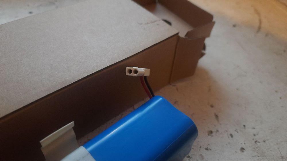 Акумулятор для робота-пилососа