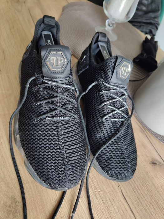 Buty sportowe firmy Philipp Plein