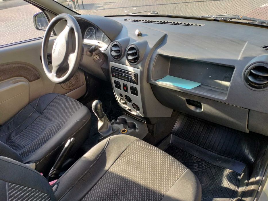 Dacia Logan MCV 2008 р 1,6 - 8 кл