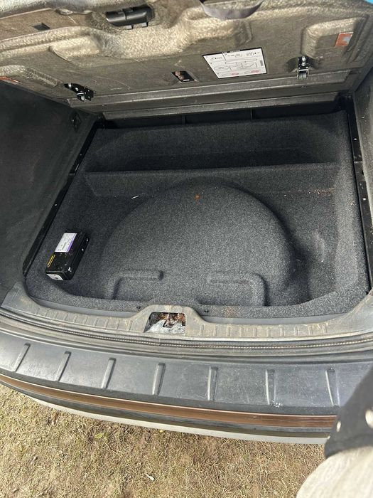 Podłoga bagażnika wykładzina schowek Volvo XC60 I