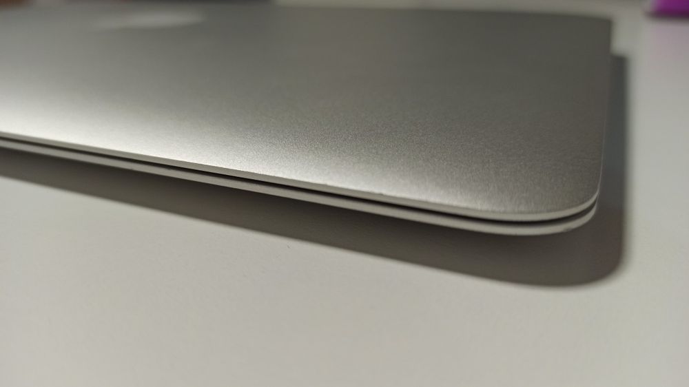 MacBook Air (13-calowy, początek 2015 r.)