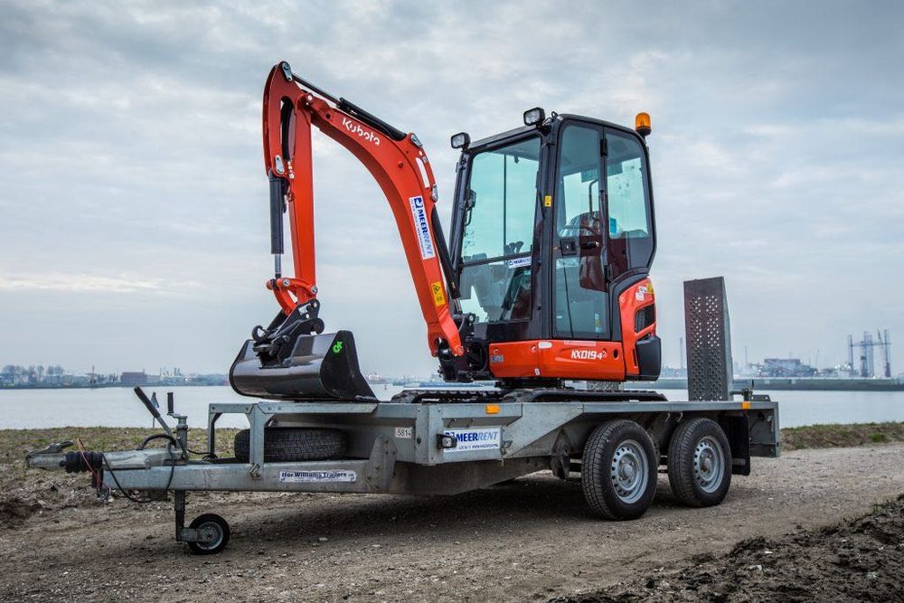 Wynajem minikoparki Kubota 1,8t z transportem | Warszawa i okolice