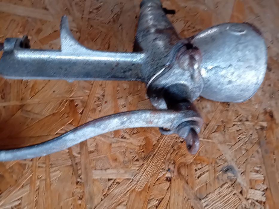 Stara kolekcjonerska maszynka do soków z owoców