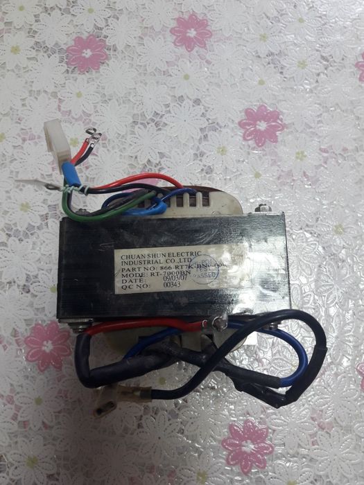 Понижающий трансформатор  от источника  бесперебойного питания (ИБП)