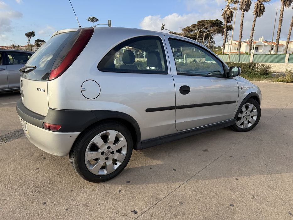 Opel Corsa 1.7 izuzo AC