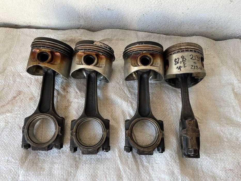 Шатуны Ваз Нива Тайга 21213 под плавающий палец с поршнями 82.8мм гр.Е