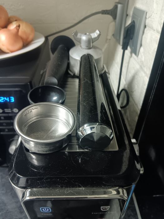 Máquina de café ufessa aroma c/garantia