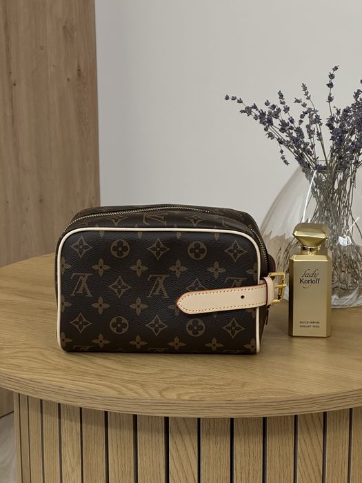 Косметичка LV Louis Vuitton Dopp Kit Toilet Pouch