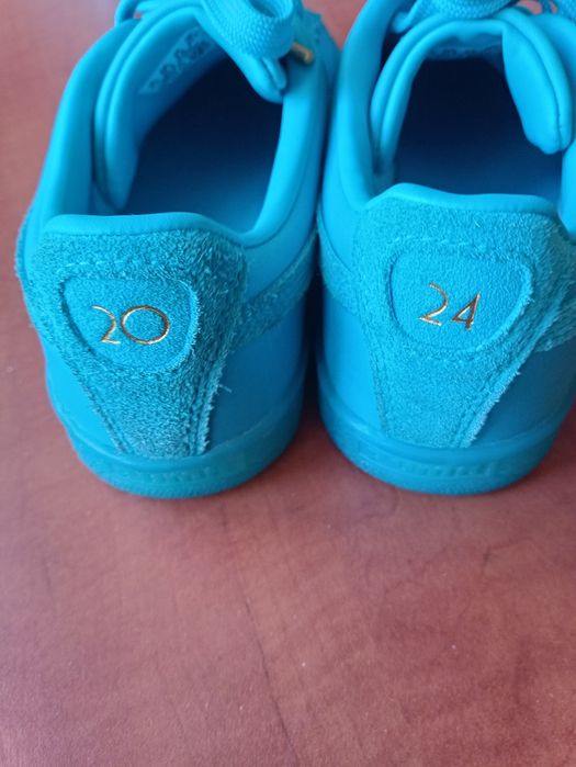 кросівки Puma 37,5