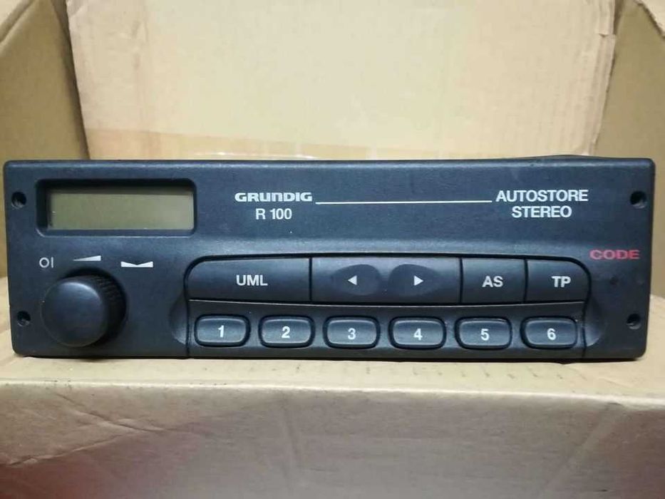 Vendo Autorádio Grundig R100