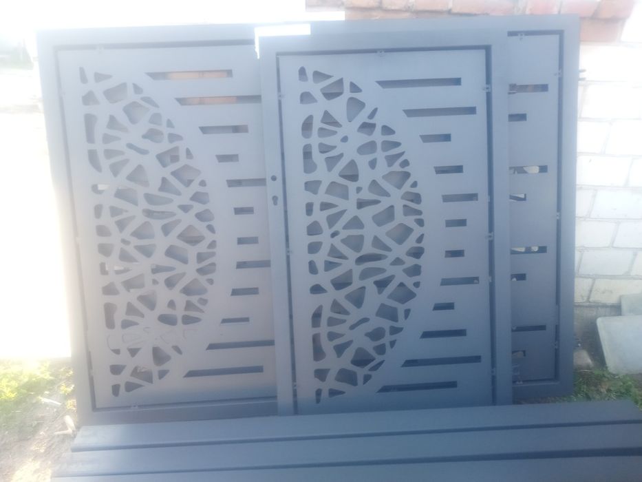 Brama, brama skrzydłowa, brama przesuwna, furtka, ogrodzenie, balkon