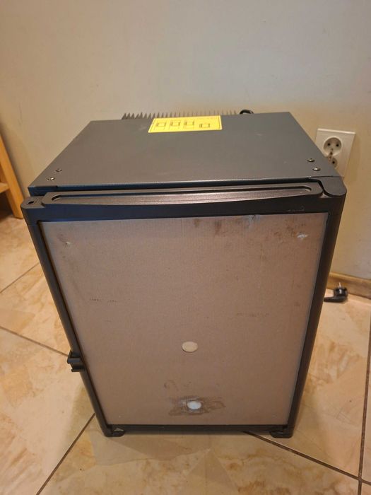 lodówka absorpcyjna mała ,Dometic 230V
