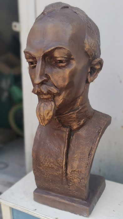 Великий бюст Дзержинского
