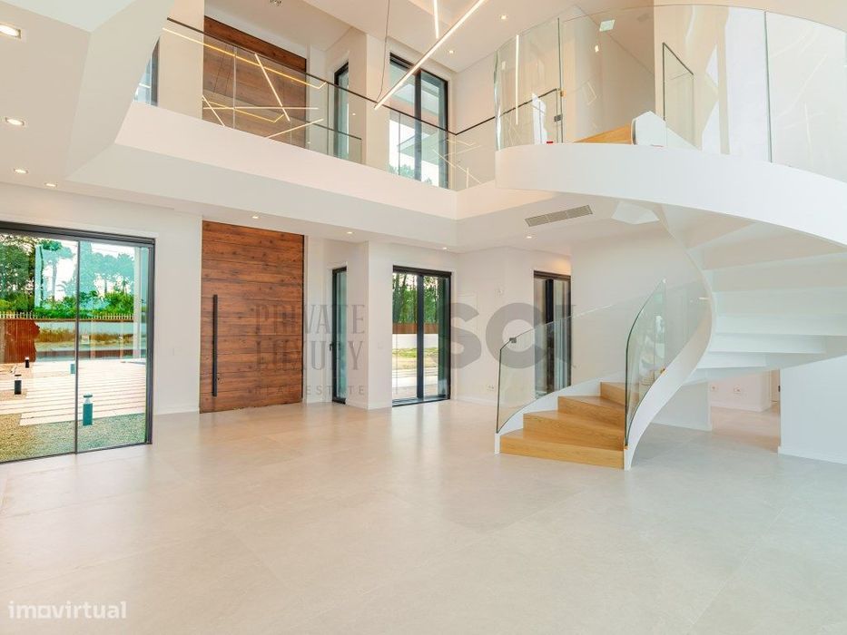 Moradia de Luxo V6 Verdizela Terreno 5000 m2 Garagem 3 Viaturas