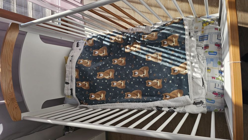 Łóżeczko drewniane dziecięce