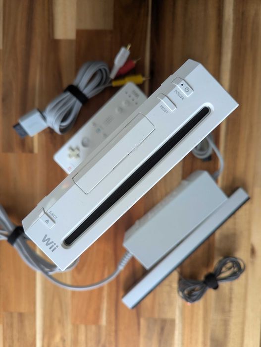 Konsola Nintendo Wii White Bardzo Dobry Stan