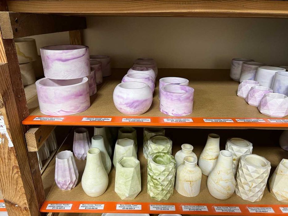 ПРАЦЮЮЧИЙ БІЗНЕС  з виготовлення гіпсового декору та соєвих свічок