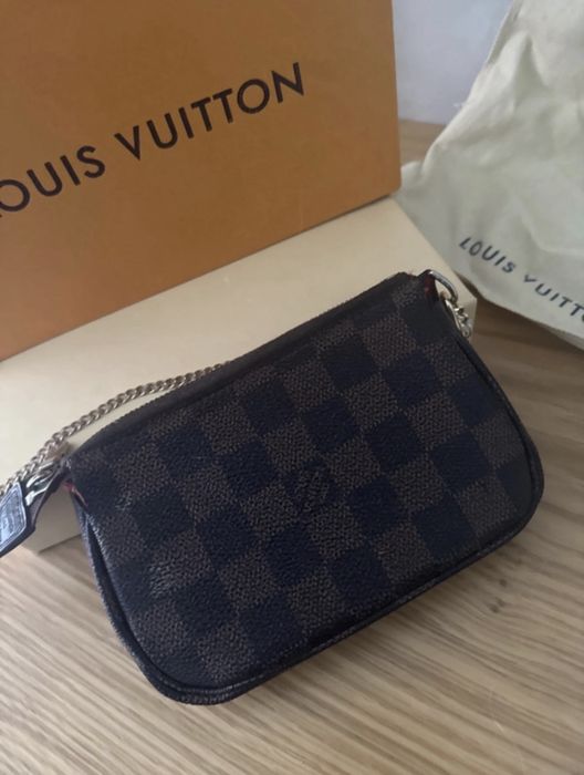 Louis vuitton mini pochette