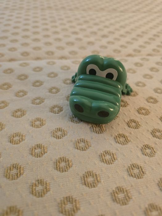 Brinquedo - crocodilo morde dedos