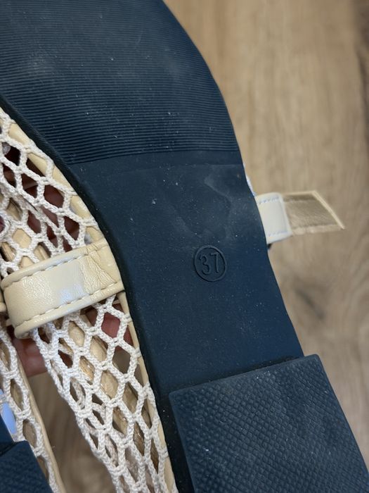 Балетки в сітку 37