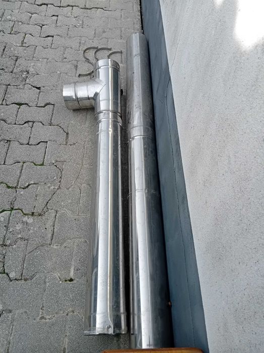 Tubos em inox com abraçadeiras