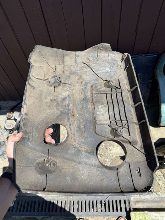 Накладка на мотор 1,6 kia cerato