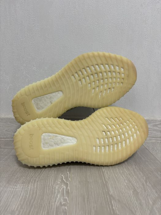 Кросівки Adidas Yeezy Boost 350 V2 Static (non-reflective).