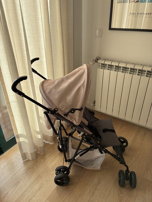 Carrinho de Passeio Bengala ZY Safe (Como Novo / Muito Compacto)