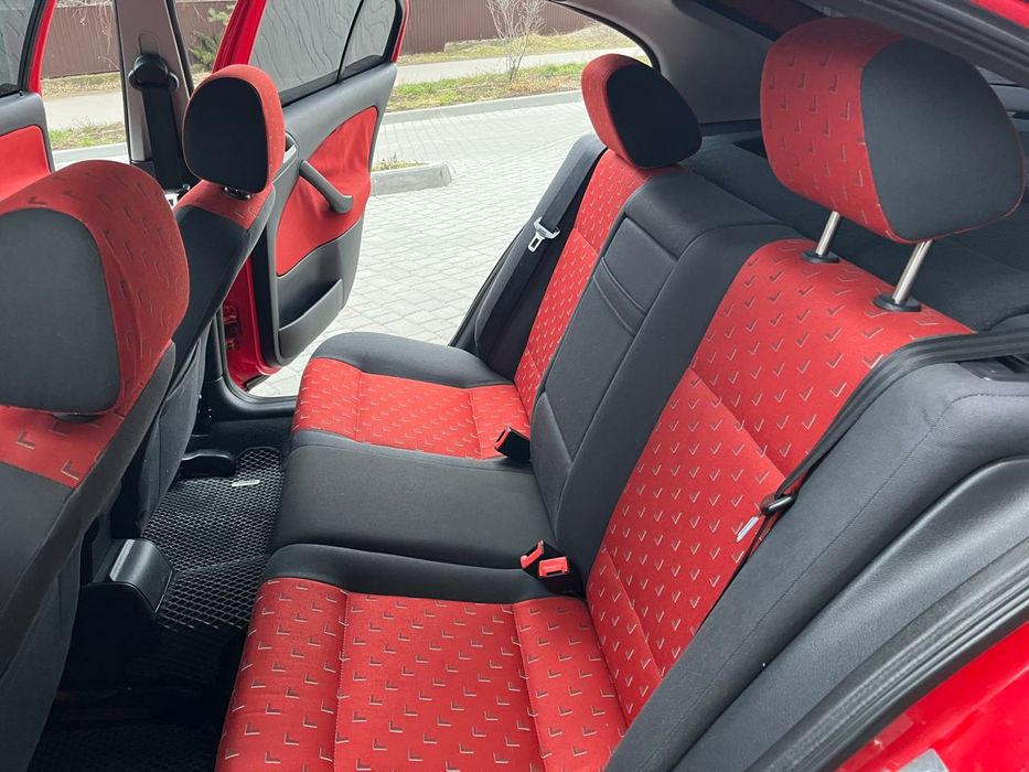 Шкода Октавія тур