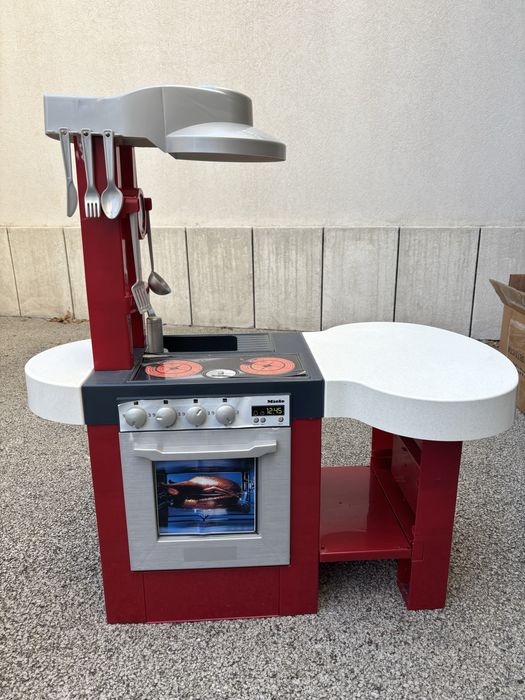 Brinquedo criança Conjunto de cozinha completo Miele