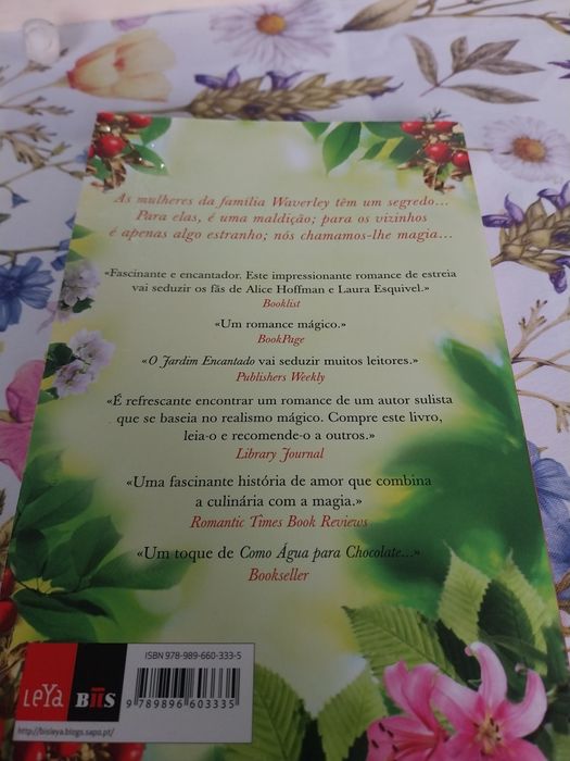 O jardim encantado . Portes incluídos