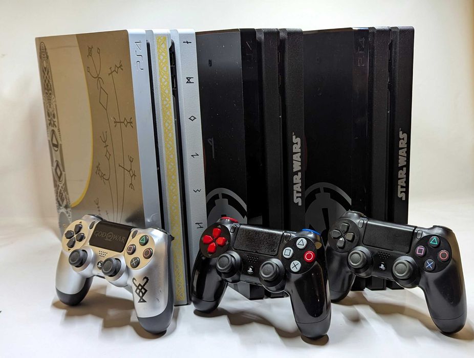 PlayStation 4 PRO Limited  відмінному стані