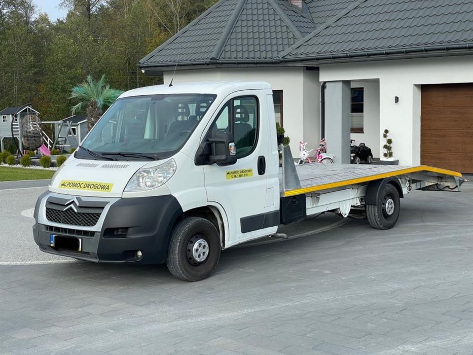 Pomoc Drogowa 24/7 Holowanie Auto Pomoc Laweta