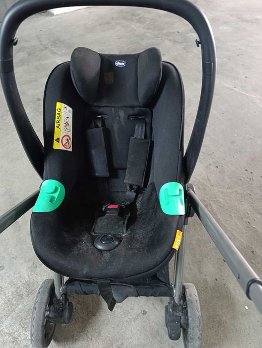 Cadeira Auto (ovo)Chicco Black s/Base