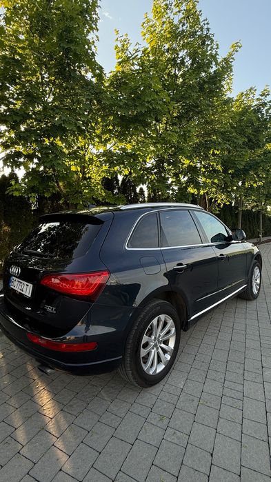 Продаж авто Ауді Q5 2015 в ідеальному стані
