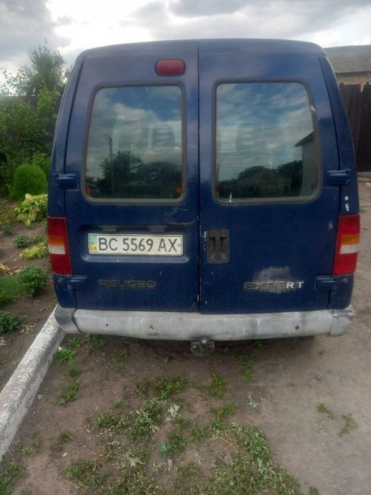 продаю автомобіль пежо  експерт