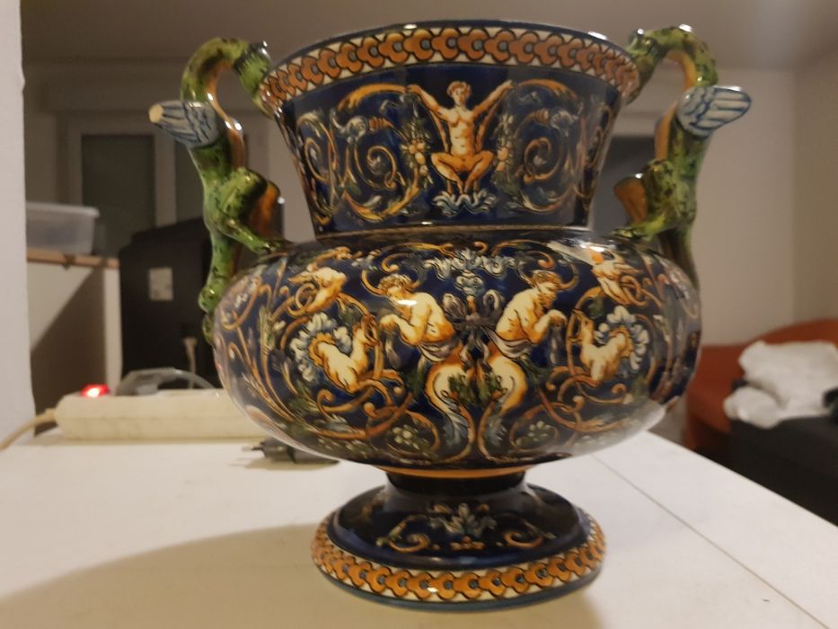 Antyczna waza prcelanowa(fajans)