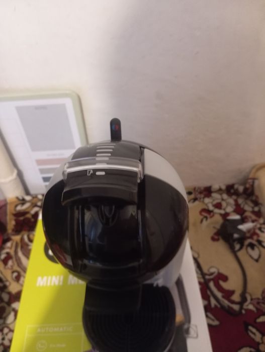 Капсульна кавоварка Dolce Gusto.