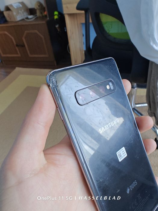 Samsung galaxy s10+ 8/128