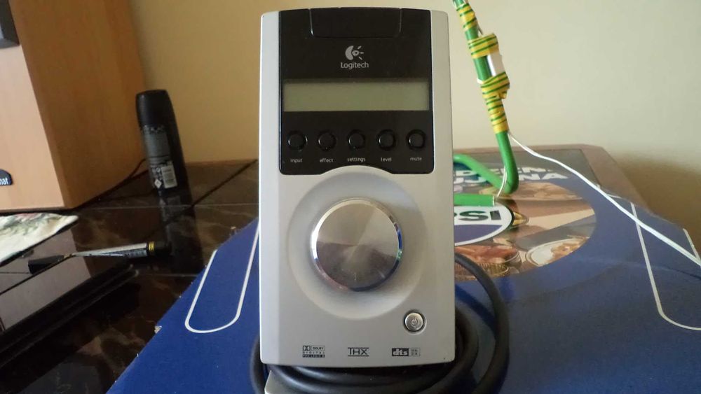 logitech z-5500 sterownik z pilotem