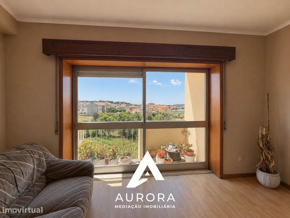 Apartamento T2 com excelente potencial de valorização