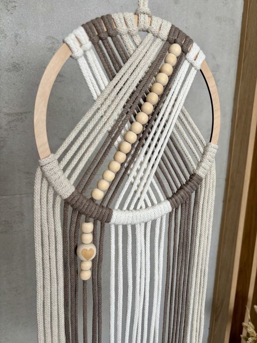 Makrama na drewnianej obręczy,  handmade, łapacz snów, dekoracja w stylu boho