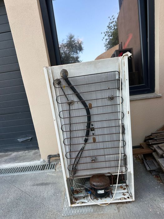 Arca congeladora vertical Electrolux