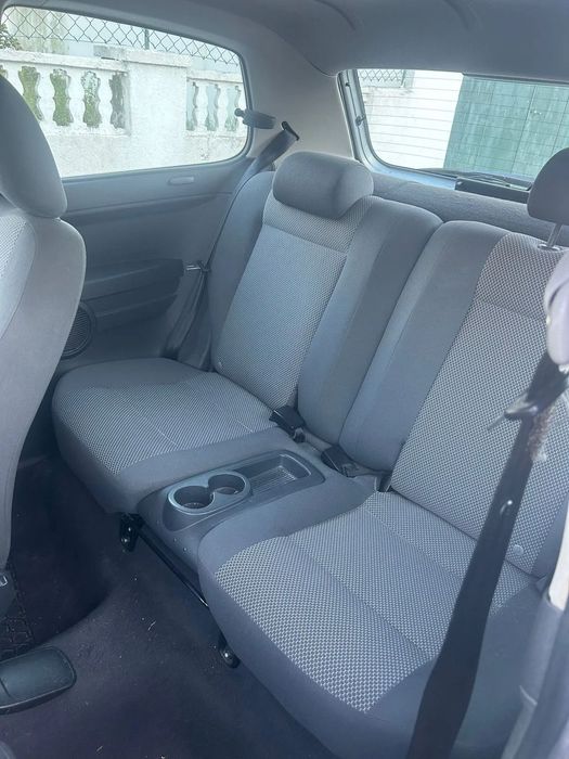 VW Fox 1.2 T.Liso