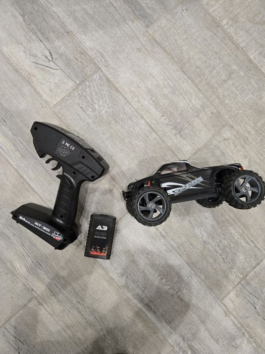 Машинка на радіокеруванні Монстр Mastadon E18MTL Brushless