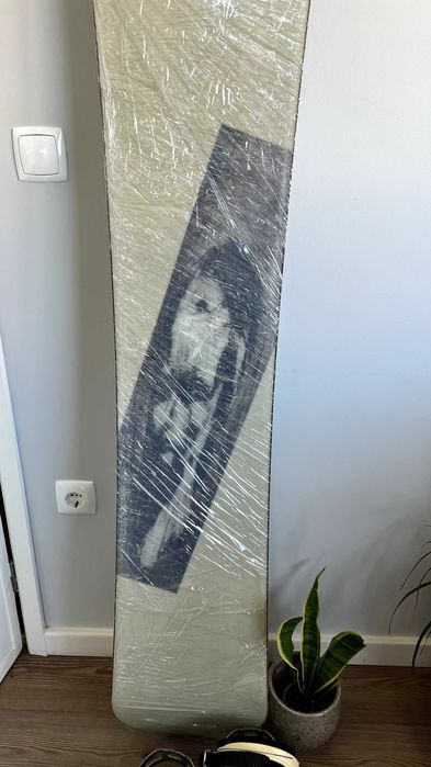 Prancha Snowboard TITANIC JoyRide 154cm + Fixações Russel