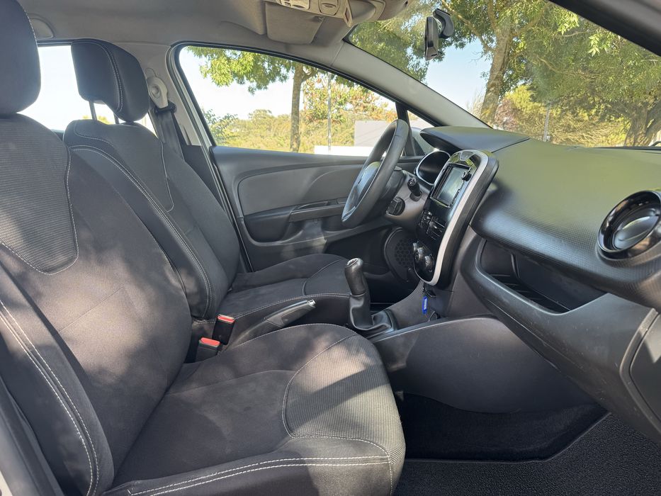 Renault Clio 0.9 Tce - Nacional - 18 Meses de Garantia
