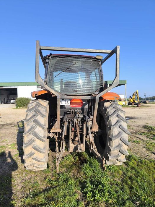 KUBOTA M135 - 140 cv