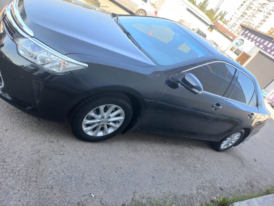 Продам TOYOTA CAMRY  55 2016